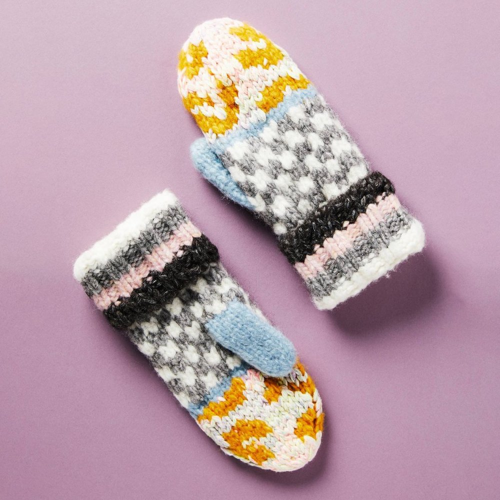 HTF Anthropologie Laura Dalgaard Reese Mittens - Picture 2 of 7